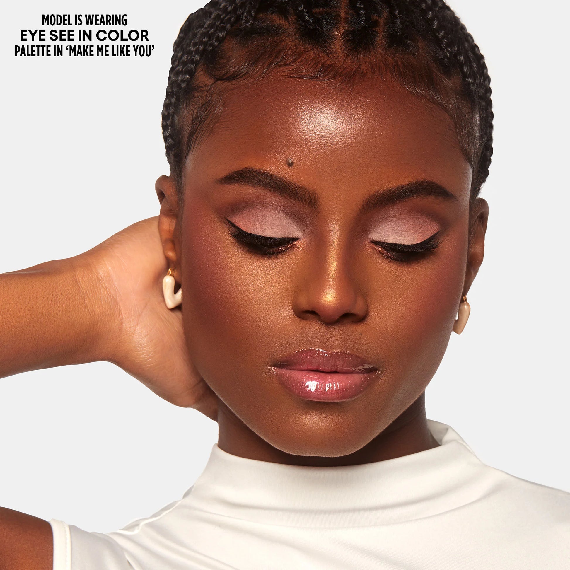 GXVE EYE SEE IN COLOR MAKE ME LIKE YOU - Clean Multidimensional Eyeshadow Palette