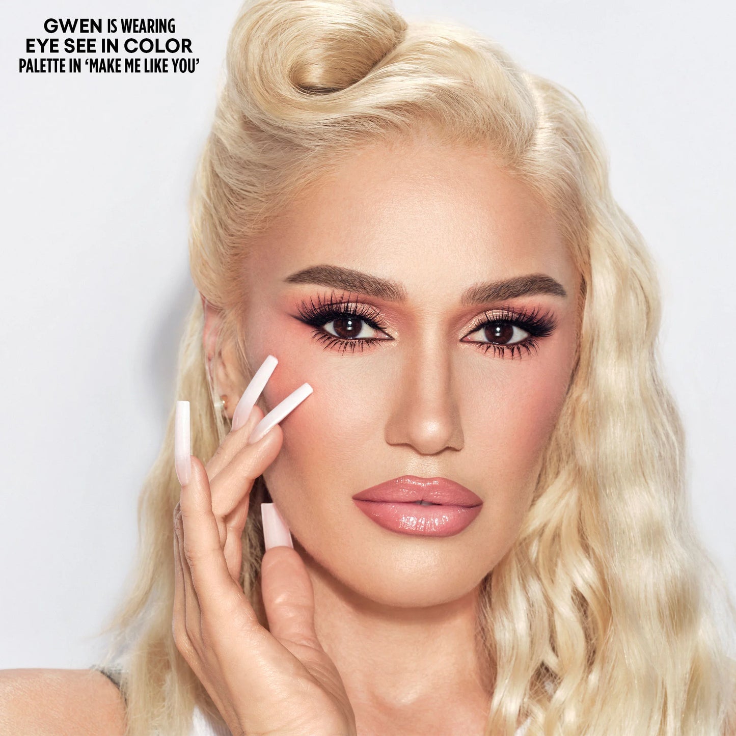 GXVE MAKE ME LIKE YOU - Clean Multidimensional Eyeshadow Palette