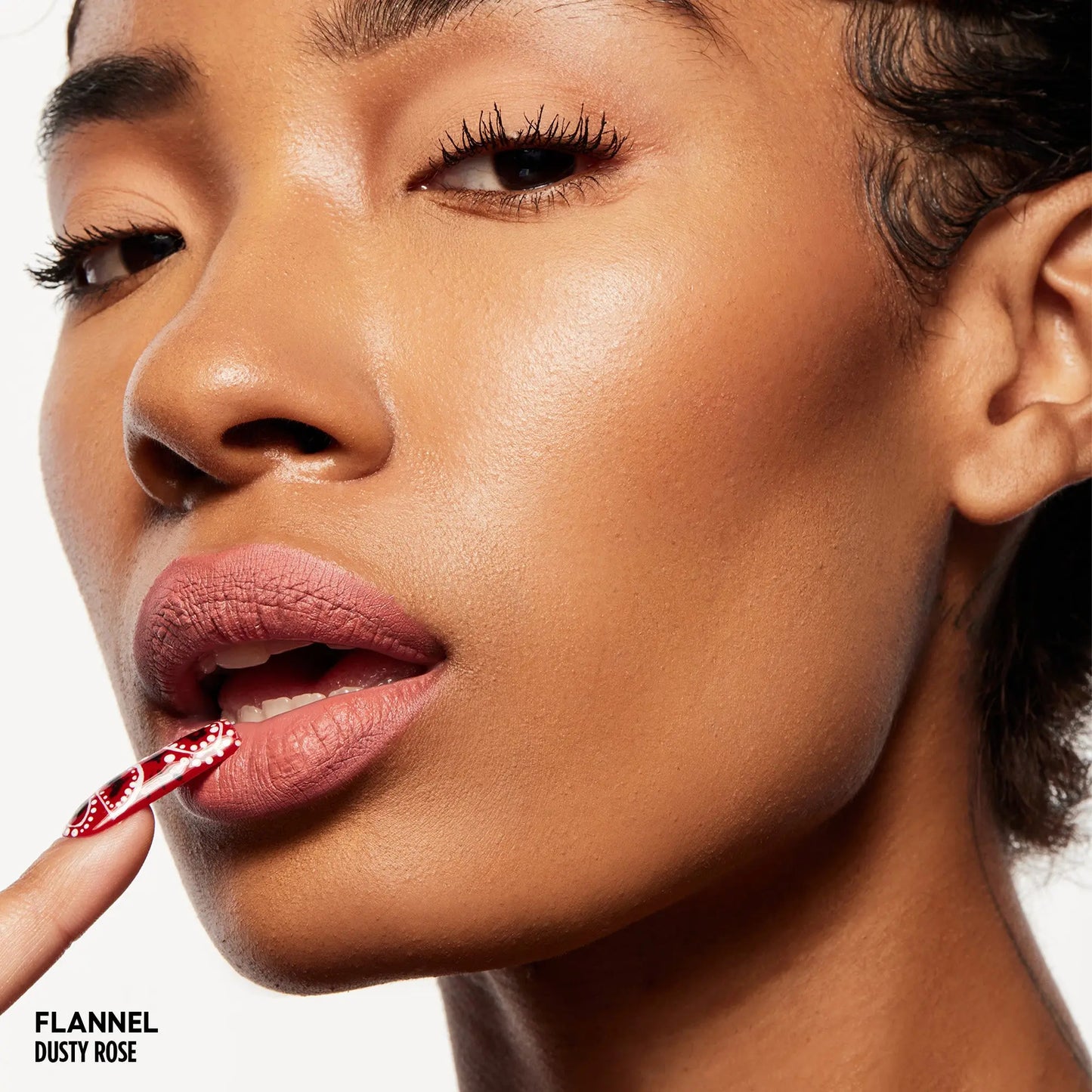 GXVE Flannel - High-Performance Matte Liquid Lipstick